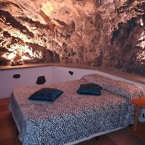 Casita Rural Y Casa Cueva El Perucho Holiday home